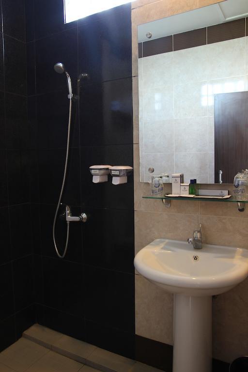 Hotel Roditha Banjarbaru Banjarmasin  Cameră foto